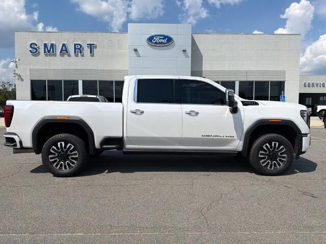2025 GMC Sierra 2500HD Denali Ultimate