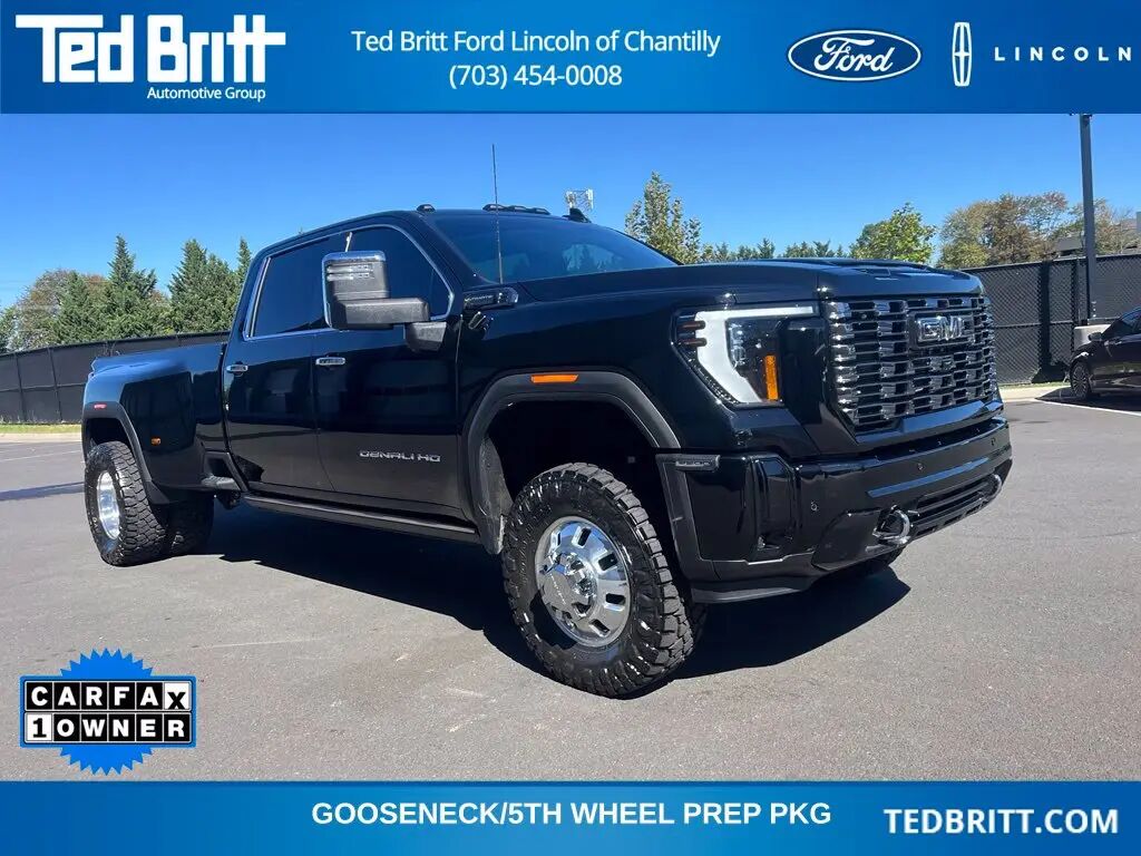 2026 GMC Sierra 3500HD Denali Ultimate — photo 1 of 13