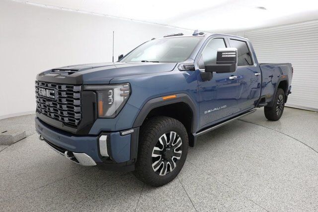 2025 GMC Sierra 3500HD Denali Ultimate — photo 1 of 14