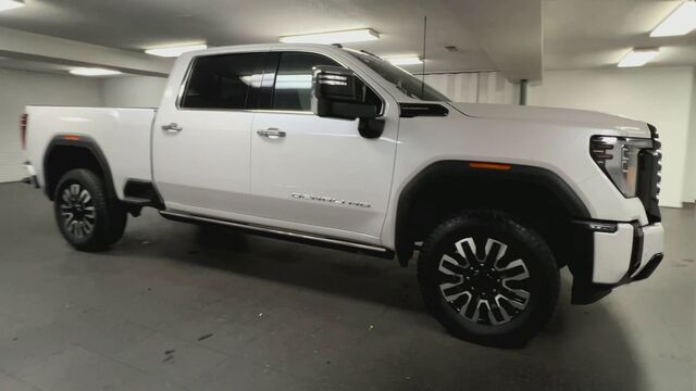 2025 GMC Sierra 3500HD Denali Ultimate