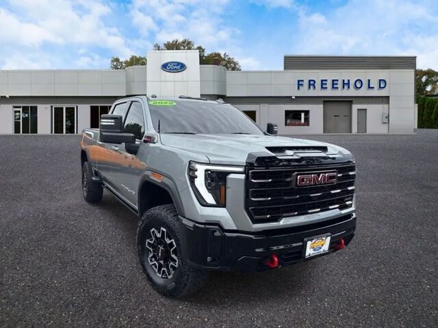 2025 GMC Sierra 2500HD AT4X