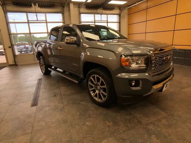 2020 GMC Canyon Denali — photo 1 of 13