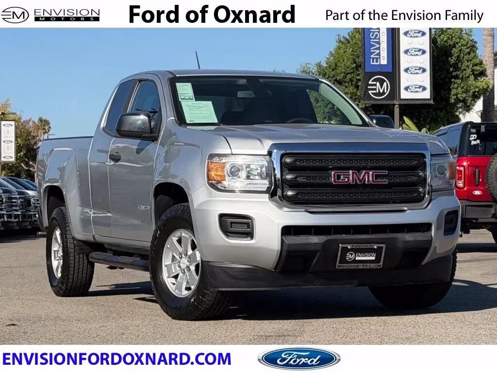 2018 GMC Canyon Base — photo 1 of 13