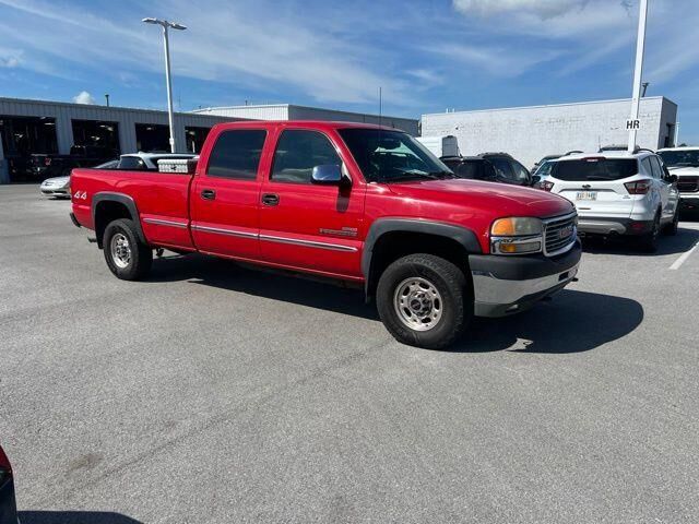 2002 GMC Sierra 2500HD SLT — photo 1 of 26