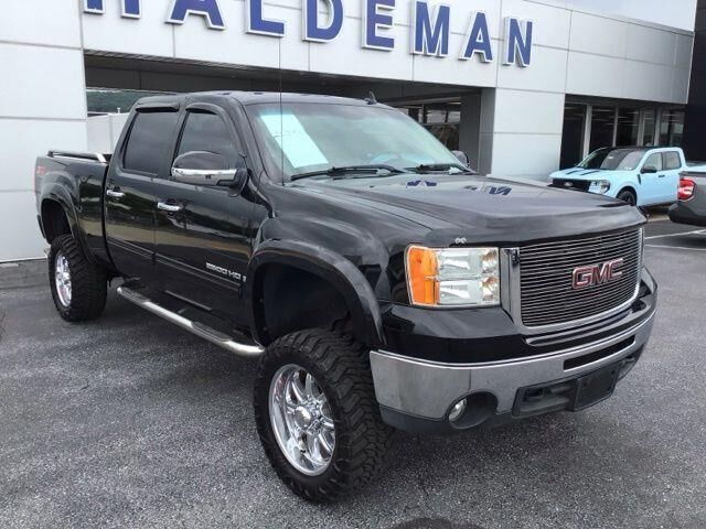 2007 GMC Sierra 2500HD SLT — photo 1 of 26
