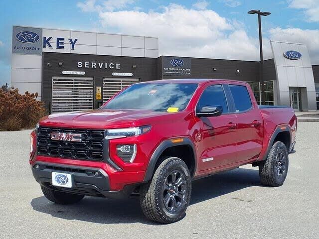 2025 GMC Canyon Elevation — photo 1 of 2