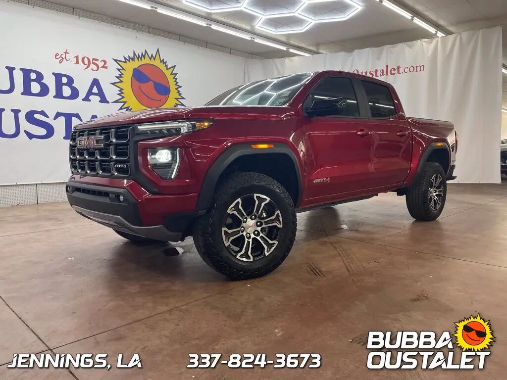 2025 GMC Canyon AT4 — photo 1 of 13