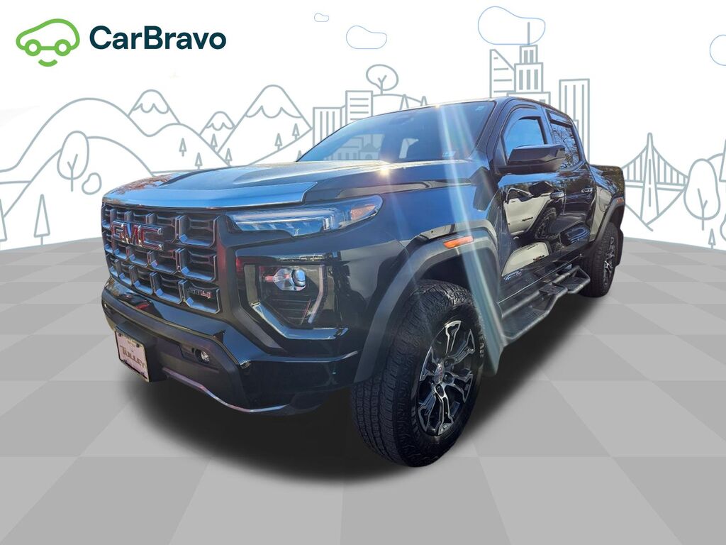 2025 GMC Canyon AT4 — photo 1 of 3