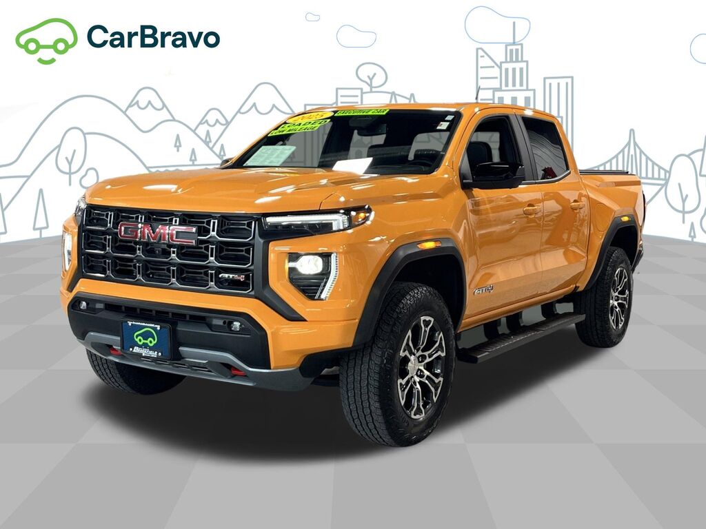 2025 GMC Canyon AT4 — photo 1 of 6