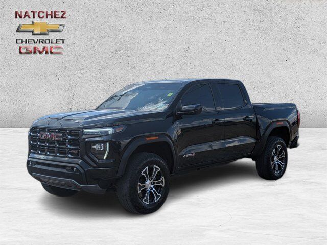 2025 GMC Canyon 4WD AT4