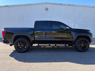 2025 GMC Canyon 4WD Denali