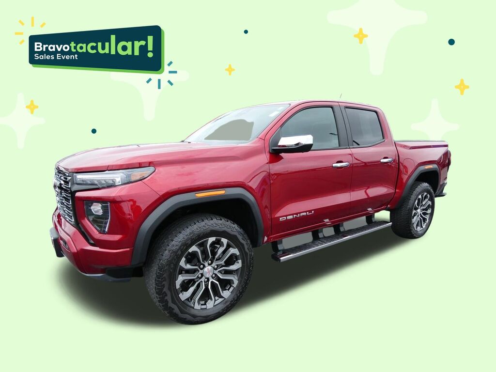 2025 GMC Canyon Denali — photo 1 of 6