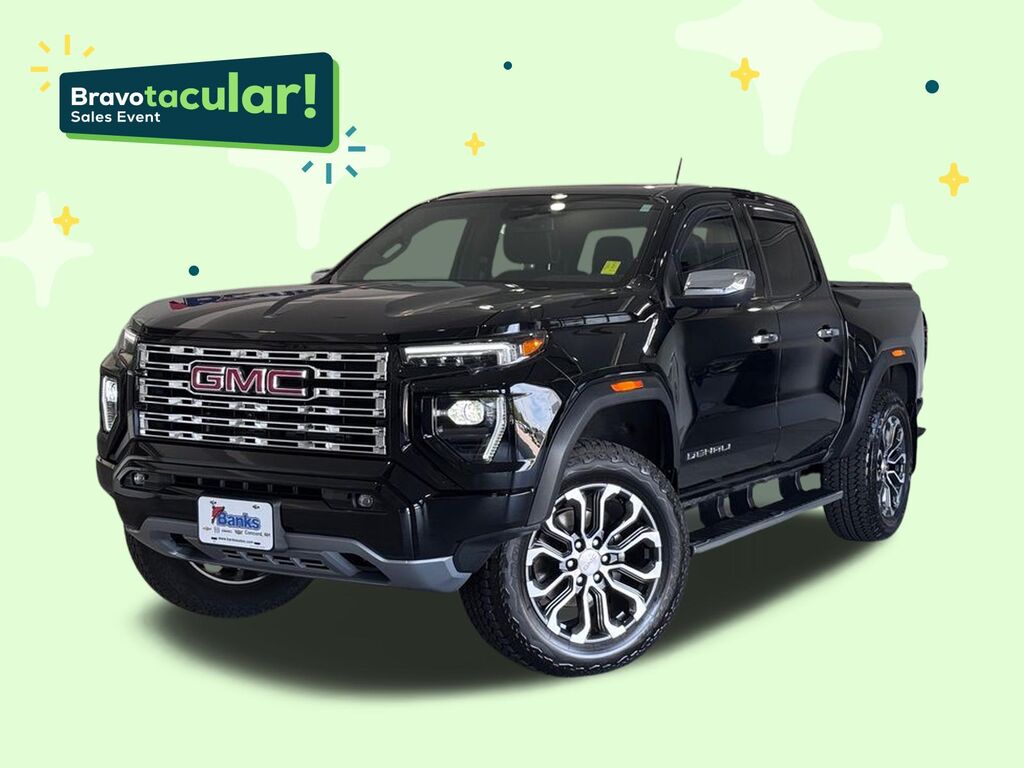 2025 GMC Canyon Denali — photo 1 of 7