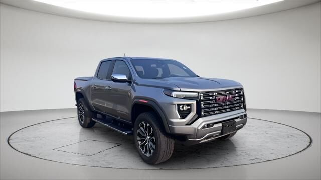 2025 GMC Canyon Denali — photo 1 of 39