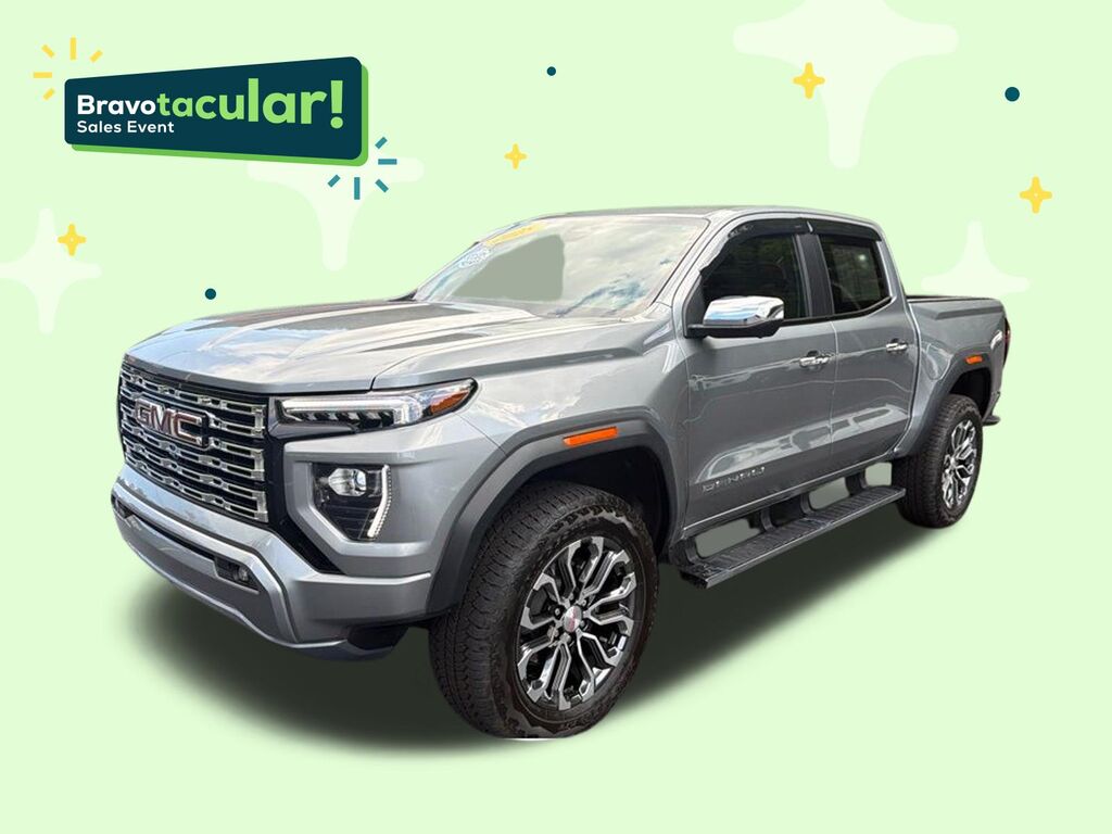 2025 GMC Canyon Denali — photo 1 of 7