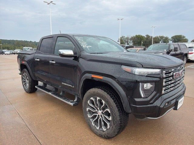2026 GMC Canyon Denali — photo 1 of 13