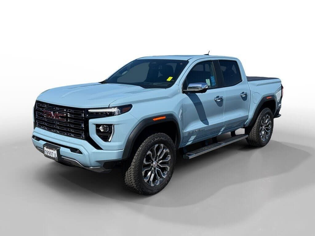2026 GMC Canyon Denali — photo 1 of 1