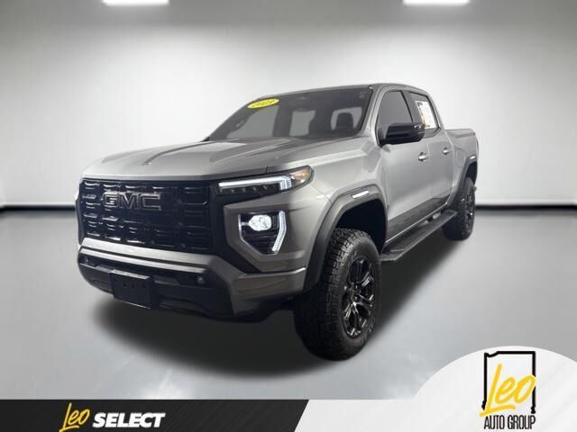 2023 GMC Canyon Elevation — photo 1 of 26