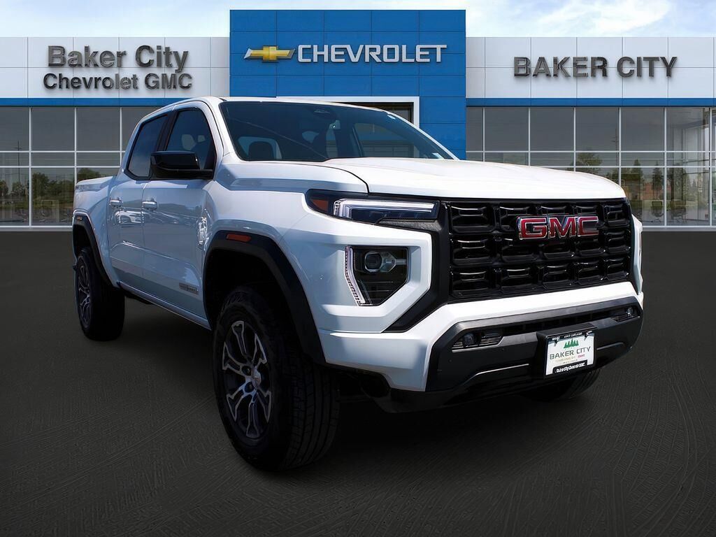 2024 GMC Canyon Elevation — photo 1 of 68
