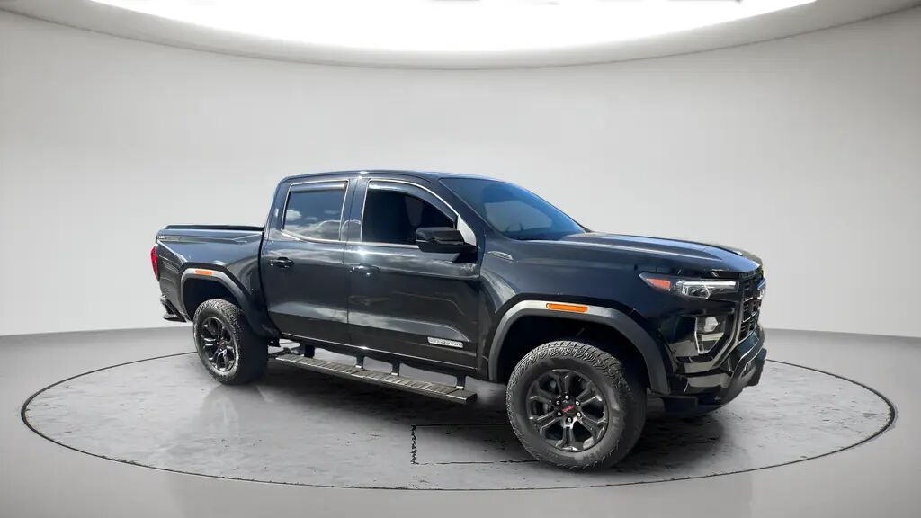 2024 GMC Canyon Elevation — photo 1 of 26