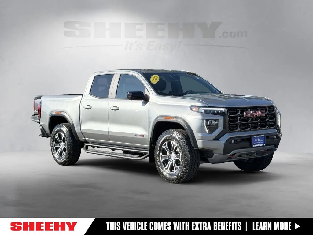 2023 GMC Canyon AT4 — photo 1 of 13