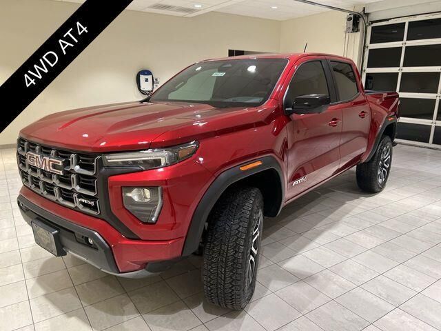 2024 GMC Canyon AT4