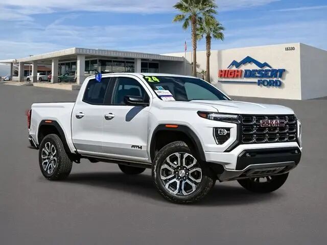 2024 GMC Canyon AT4 — photo 1 of 12