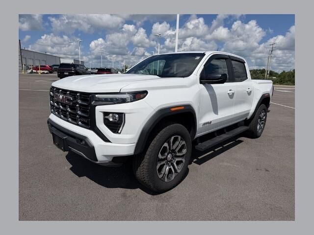 2024 GMC Canyon AT4 — photo 1 of 13