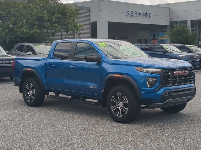2023 GMC Canyon AT4