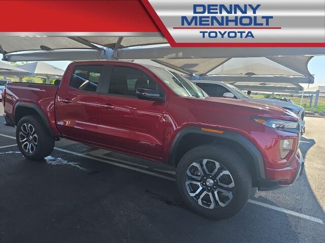 2024 GMC Canyon AT4