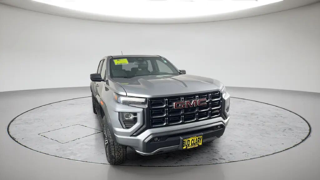 2023 GMC Canyon AT4 — photo 1 of 13
