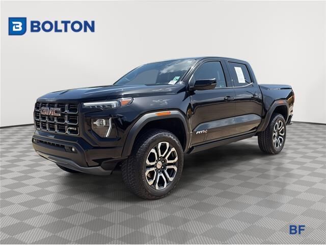 2024 GMC Canyon AT4 — photo 1 of 14