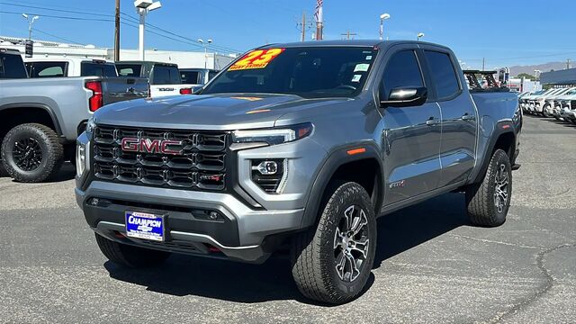 2023 GMC Canyon AT4