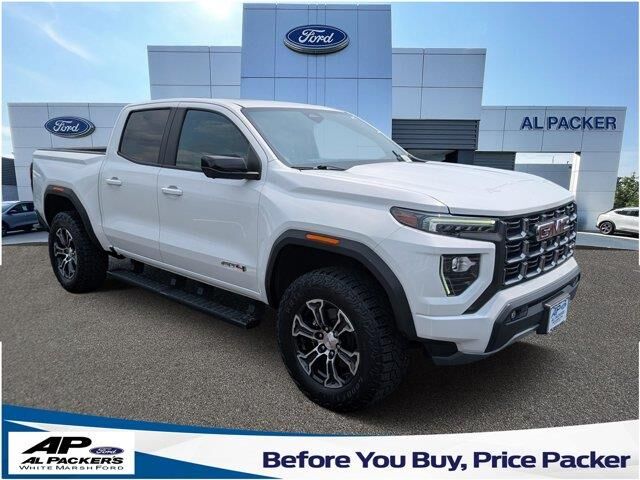 2023 GMC Canyon AT4