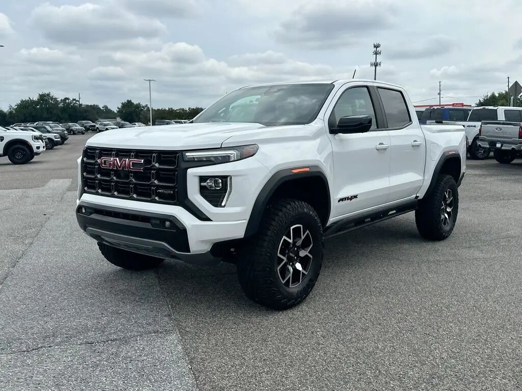 2024 GMC Canyon AT4X — photo 1 of 26