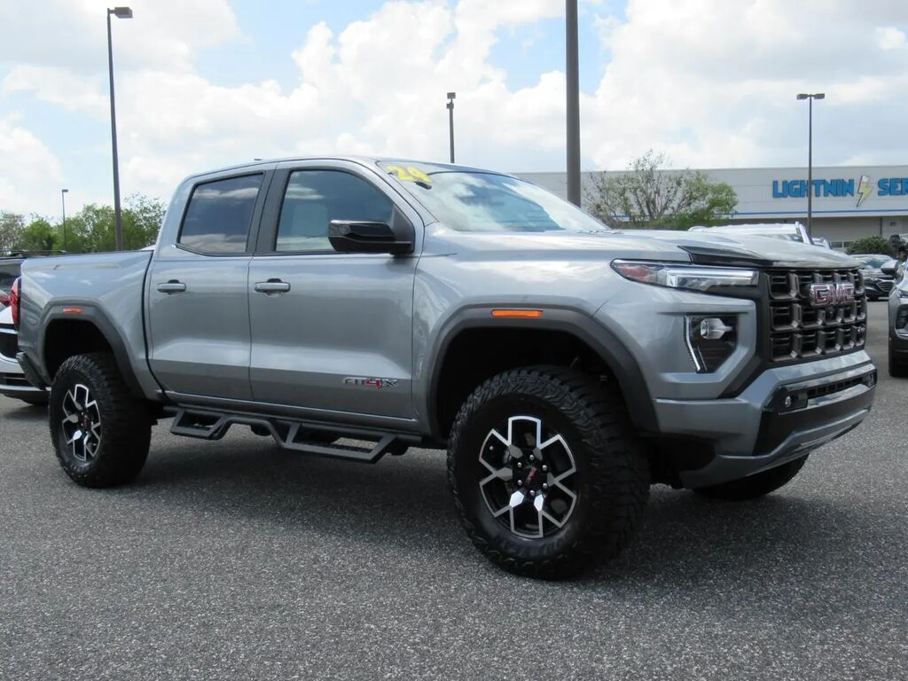 2024 GMC Canyon AT4X — photo 1 of 4