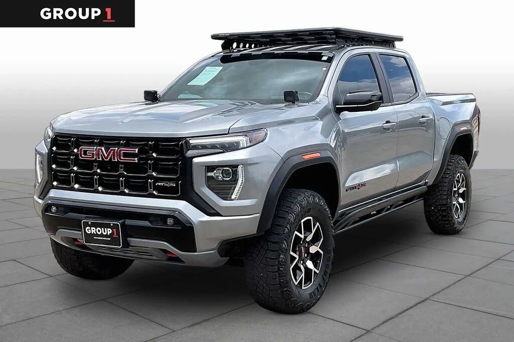 2024 GMC Canyon AT4X — photo 1 of 12