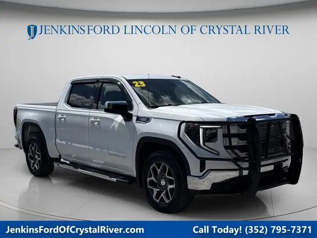 2023 GMC Sierra 1500 SLE