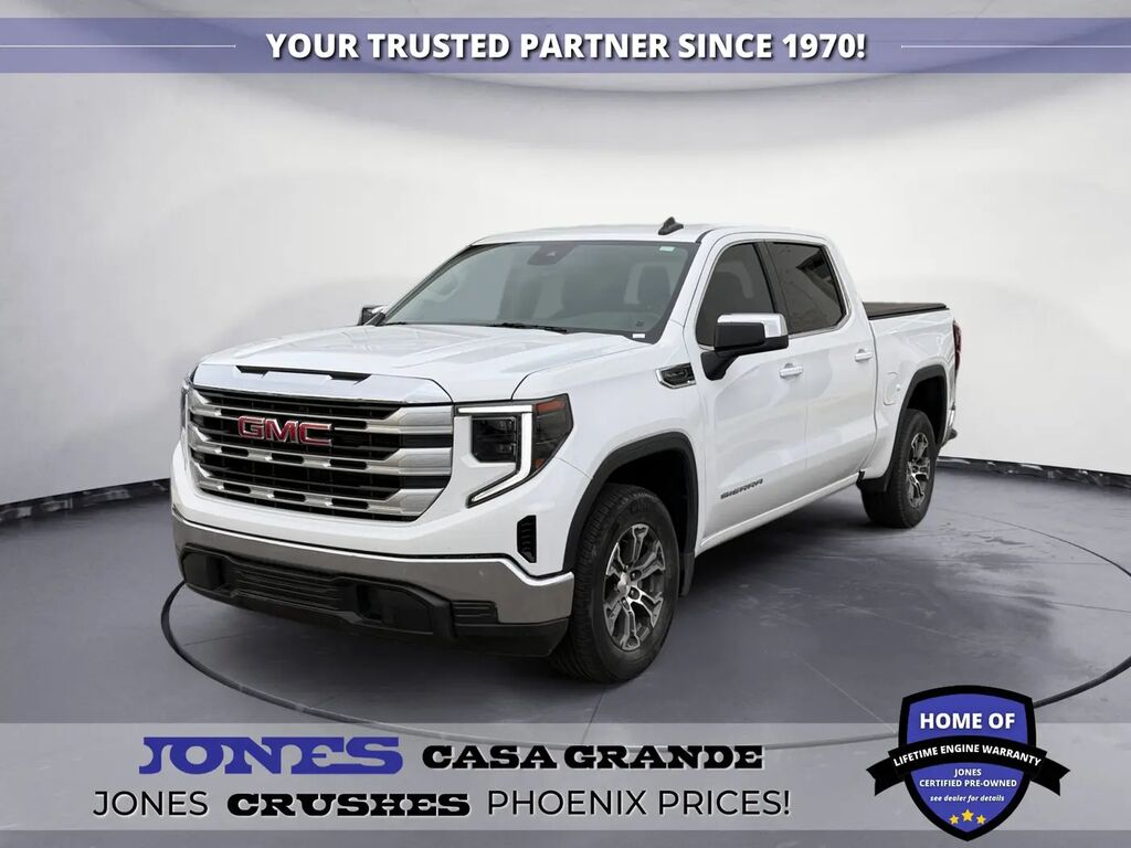 2023 GMC Sierra 1500 SLE — photo 1 of 13