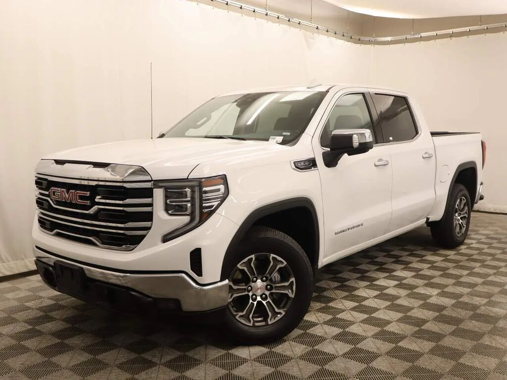 2024 GMC Sierra 1500 SLT — photo 1 of 13