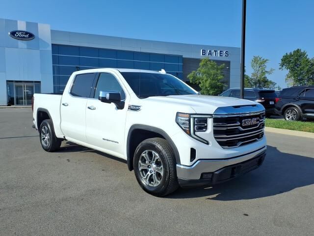 2026 GMC Sierra 1500 SLT — photo 1 of 13