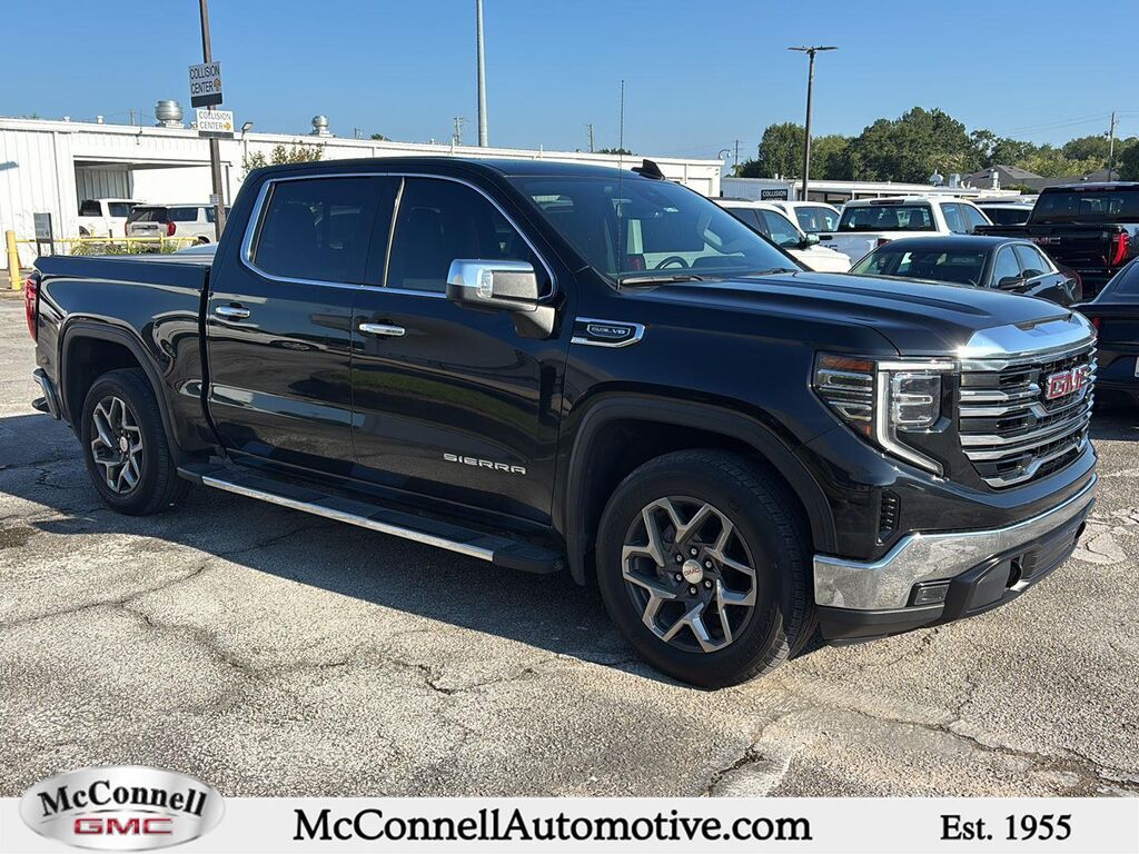 2022 GMC Sierra 1500 SLT — photo 1 of 41
