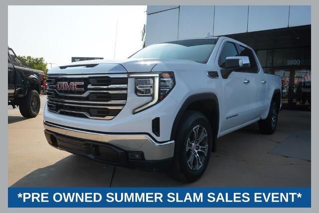 2025 GMC Sierra 1500 SLT