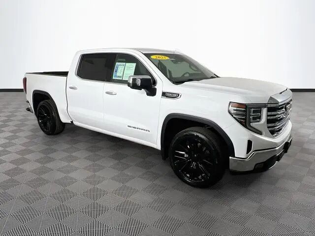 2025 GMC Sierra 1500 SLT — photo 1 of 30