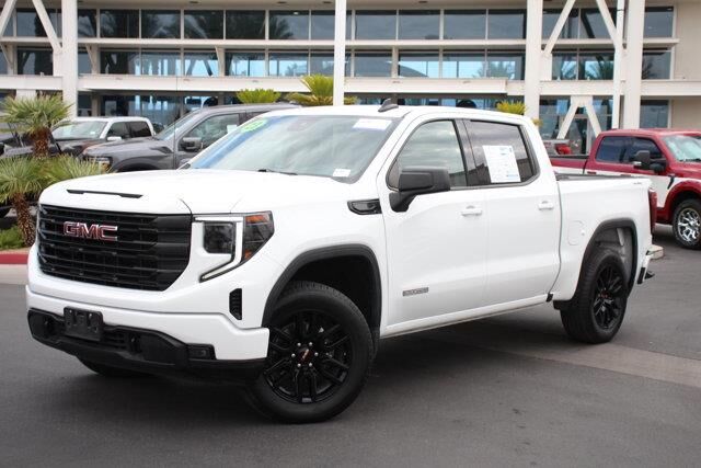 2023 GMC Sierra 1500 Elevation Standard