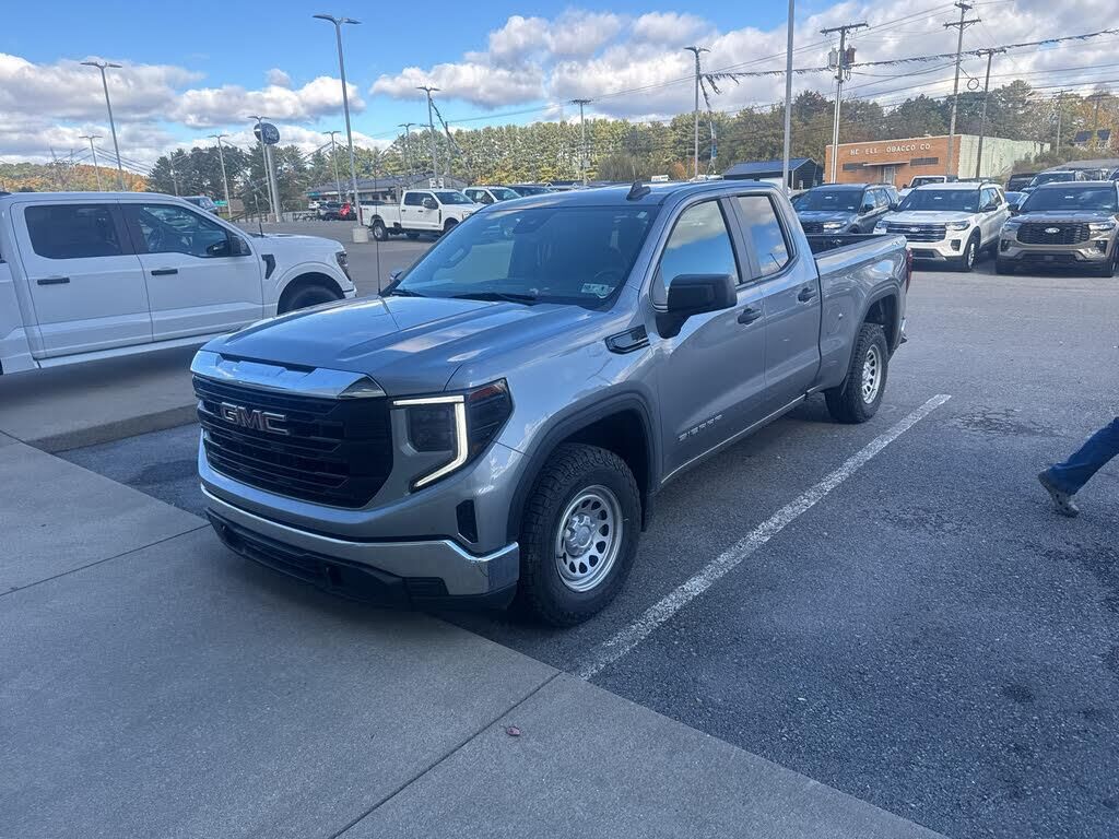 2024 GMC Sierra 1500 Pro — photo 1 of 1