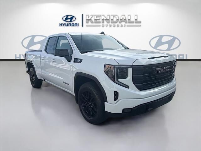 2023 GMC Sierra 1500 Elevation — photo 1 of 5
