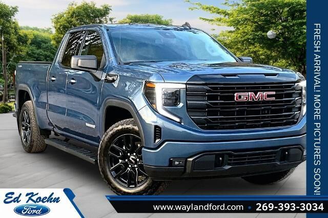2025 GMC Sierra 1500 Elevation Standard
