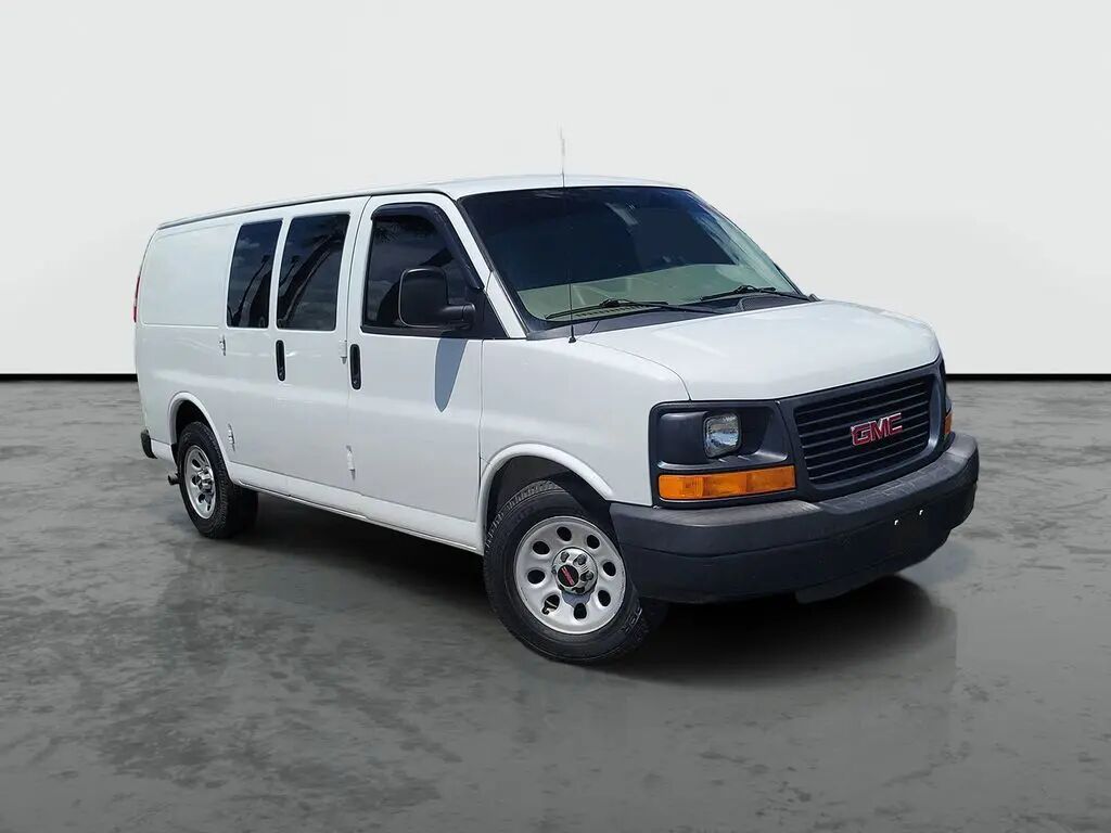 2012 GMC Savana 1500 — photo 1 of 13