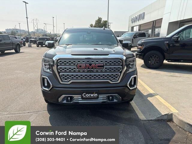 2020 GMC Sierra 1500 Denali — photo 1 of 39